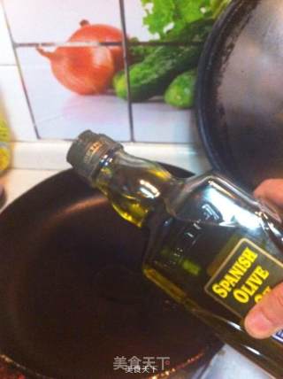 #贝蒂斯特级初榨橄榄油测试#油醋汁藜麦鲜虾色拉的做法步骤：5