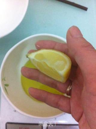 #贝蒂斯特级初榨橄榄油测试#油醋汁藜麦鲜虾色拉的做法步骤：9
