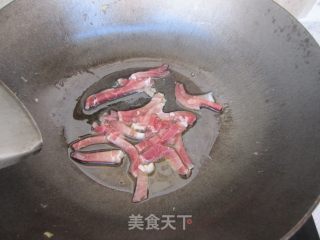 肉丝虾皮炒土豆丝的做法步骤：4