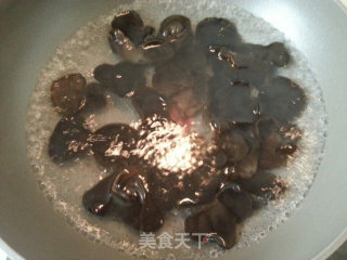 三鲜蒸饺的做法步骤：2