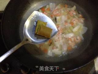 【咖喱土豆虾仁】----鲜美爽口的做法步骤：8