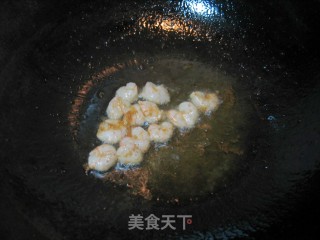 咖喱虾仁炒饭的做法步骤：2