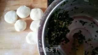 韭菜鸡蛋水饺的做法步骤：11