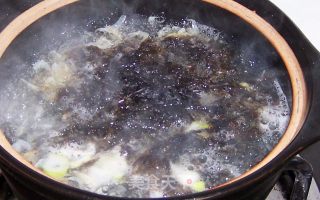 紫菜蛋花汤的做法步骤：9