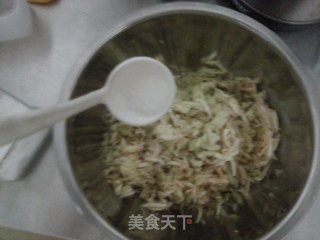 美味的西葫芦菜煎饼的做法步骤：1