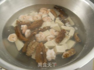 海鲜酸辣豆腐汤的做法步骤：9