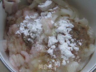 红咖喱海鲜烩的做法步骤：2