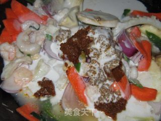 红咖喱海鲜烩的做法步骤：7