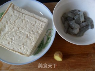 虾仁烧豆腐的做法步骤：1