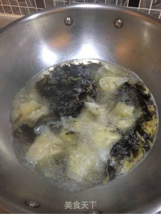 紫菜虾皮馄饨的做法步骤：5