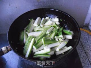 【东北】虾皮炖丝瓜的做法步骤：5