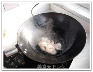 虾仁烧菠菜的做法步骤：3