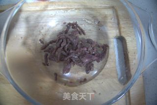 牛肉鲜虾五彩焗饭的做法步骤：2