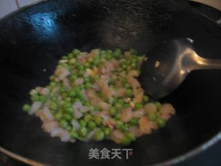 豌豆虾仁的做法步骤：3
