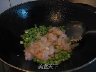 豌豆虾仁的做法步骤：2