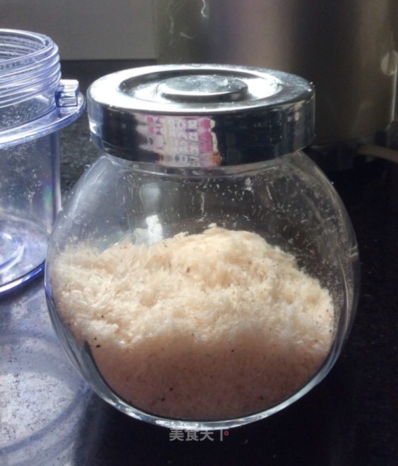 夏日简易美食——自制虾皮粉的做法