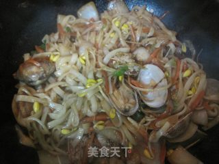 鲜蔬海鲜炒面的做法步骤：9
