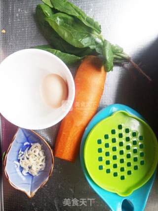 虾皮胡萝卜菠菜鸡蛋羹的做法步骤：1