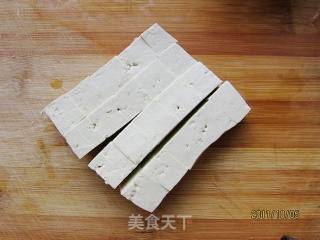 白菜粉丝炖豆腐的做法步骤：1