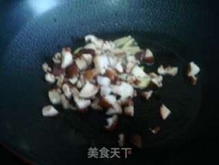 跟老杨学做菜——虾仁日本豆腐汤的做法步骤：3