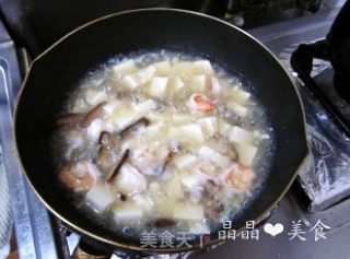 【浙菜】三虾豆腐的做法步骤：7