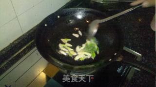 杏鲍菇丝瓜豆腐汤的做法步骤：4