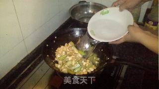 杏鲍菇丝瓜豆腐汤的做法步骤：9