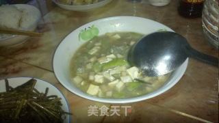 杏鲍菇丝瓜豆腐汤的做法步骤：12