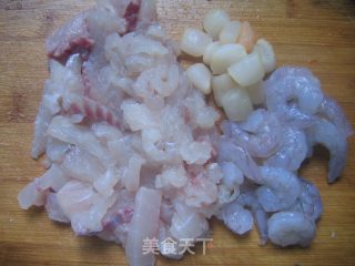 【鲁菜】芙蓉三鲜鱼丸的做法步骤：2