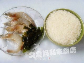 虾仁海木耳焖饭的做法步骤：1