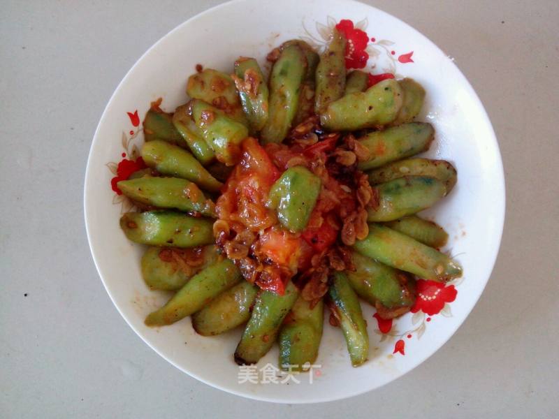 西红柿虾皮炒丝瓜的做法