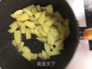 茄汁虾仁土豆的做法步骤：10
