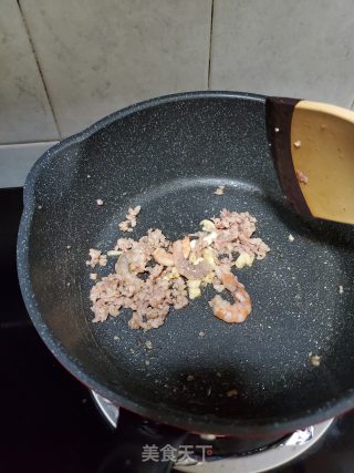 肉末虾仁冬瓜汤的做法步骤：3