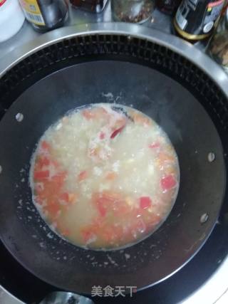 小满日食记《西红柿面鱼汤》的做法步骤：6