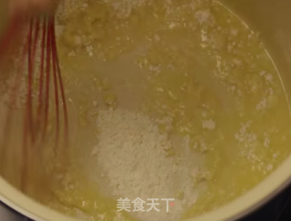 奶油蘑菇汤怎么做_安佳烘焙秀的做法步骤：3
