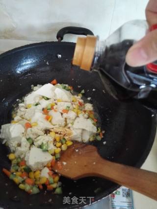 五彩虾仁豆腐的做法步骤：6