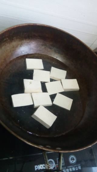虾仁锅塌豆腐的做法步骤：1