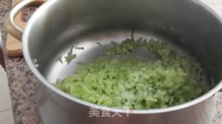 黄瓜青椒海鲜饺的做法步骤：5