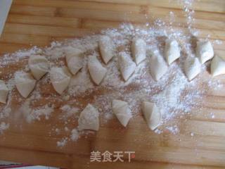 韭菜虾仁水饺的做法步骤：11