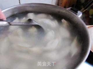 韭菜虾仁水饺的做法步骤：16