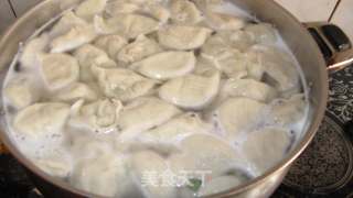 韭菜虾仁香菇饺子的做法步骤：25