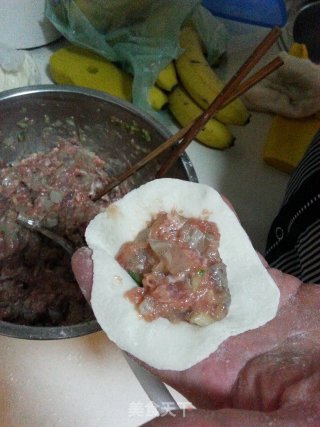 猪肉鲜虾饺子的做法步骤：9
