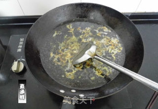 紫菜墨鱼干贝汤的做法步骤：2