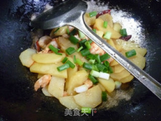 虾仁炒土豆的做法步骤：13