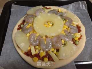 虾仁玉米青豆菠萝披萨的做法步骤：6