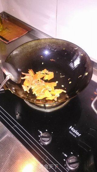 虾仁炒豌豆的做法步骤：3