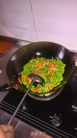 虾仁炒豌豆的做法步骤：4