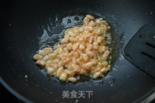 蒜茸虾仁炒豌豆的做法步骤：5