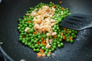 蒜茸虾仁炒豌豆的做法步骤：8