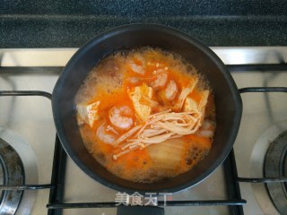 韩式虾仁泡菜汤的做法步骤：9